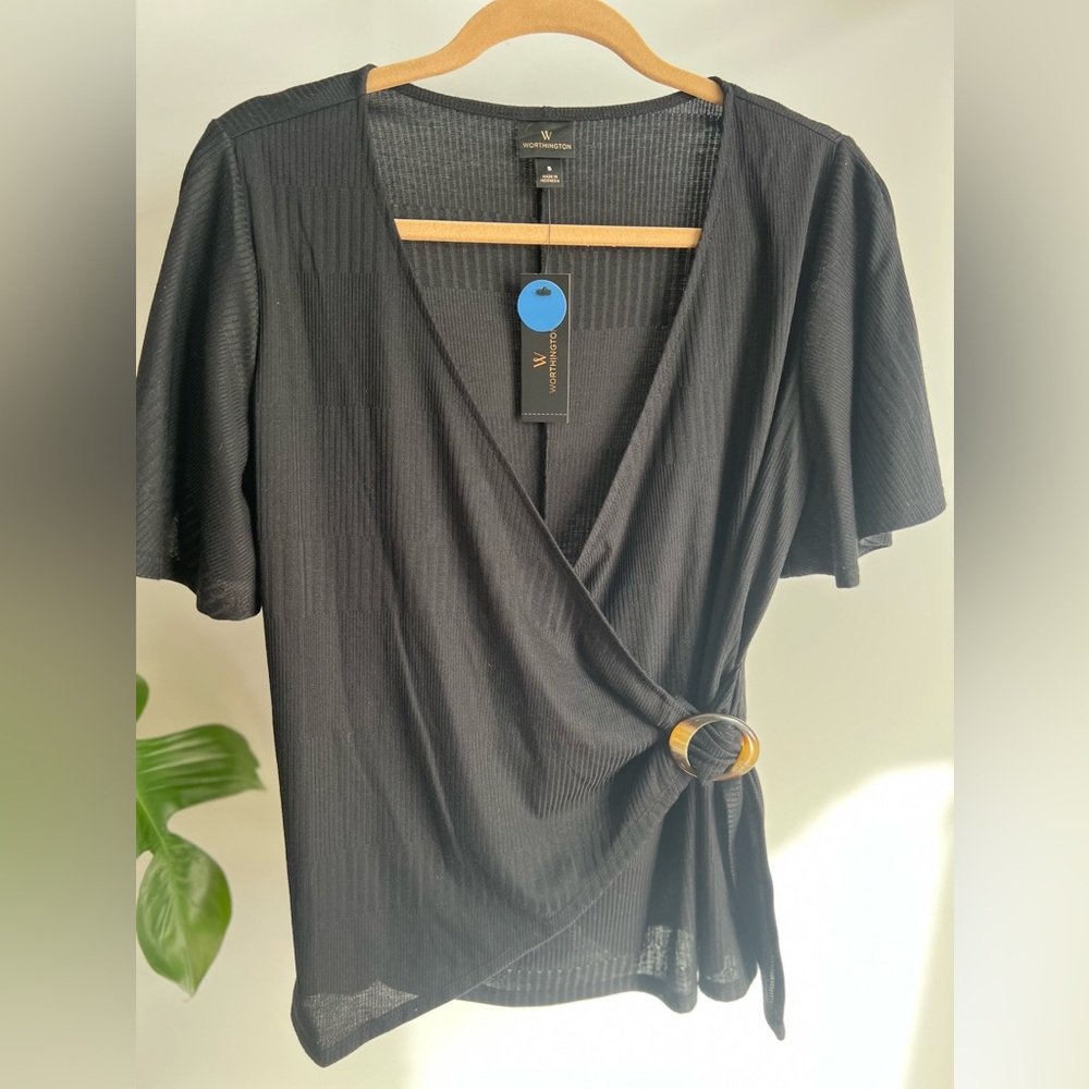 NWT Black wrap top with buckle detail by Worthington. Size Small
